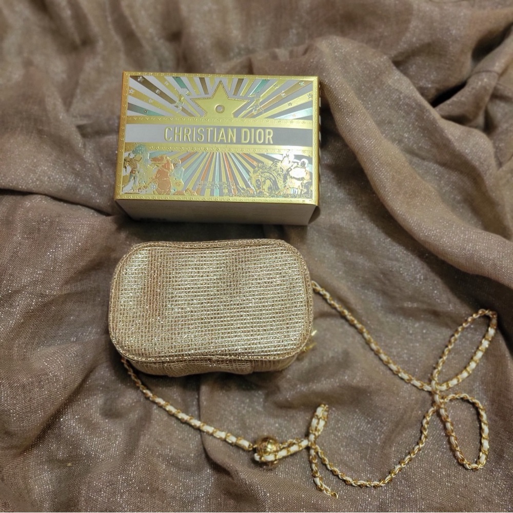 2025 *Limited Edition* Dior Beauty Upcycled Beauty Novelty Bag & Box Only) - Picture 4 of 9